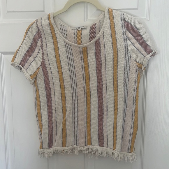 Short Sleeve Sweater Top - Picture 2 of 5